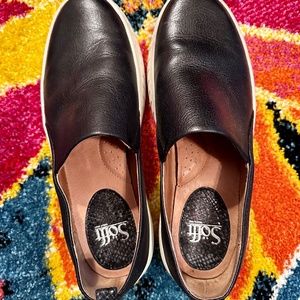 SOFFT Leather slip- ons in size 10 M